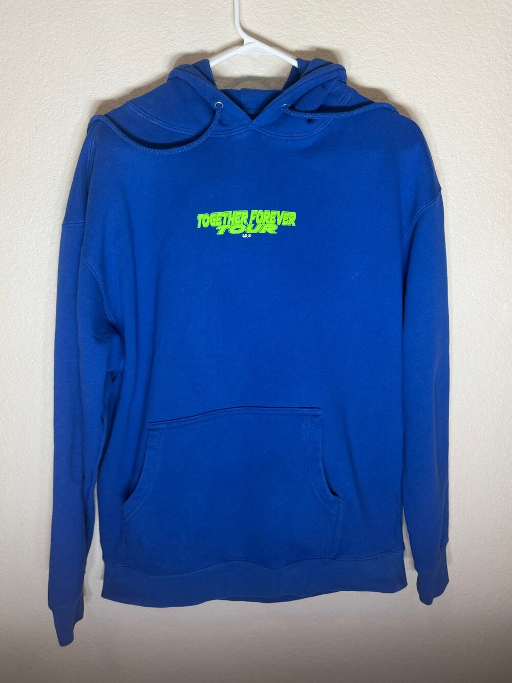 LAUNDRY DAY 'Together Forever Tour" 2019 Pullover hoodie Size M